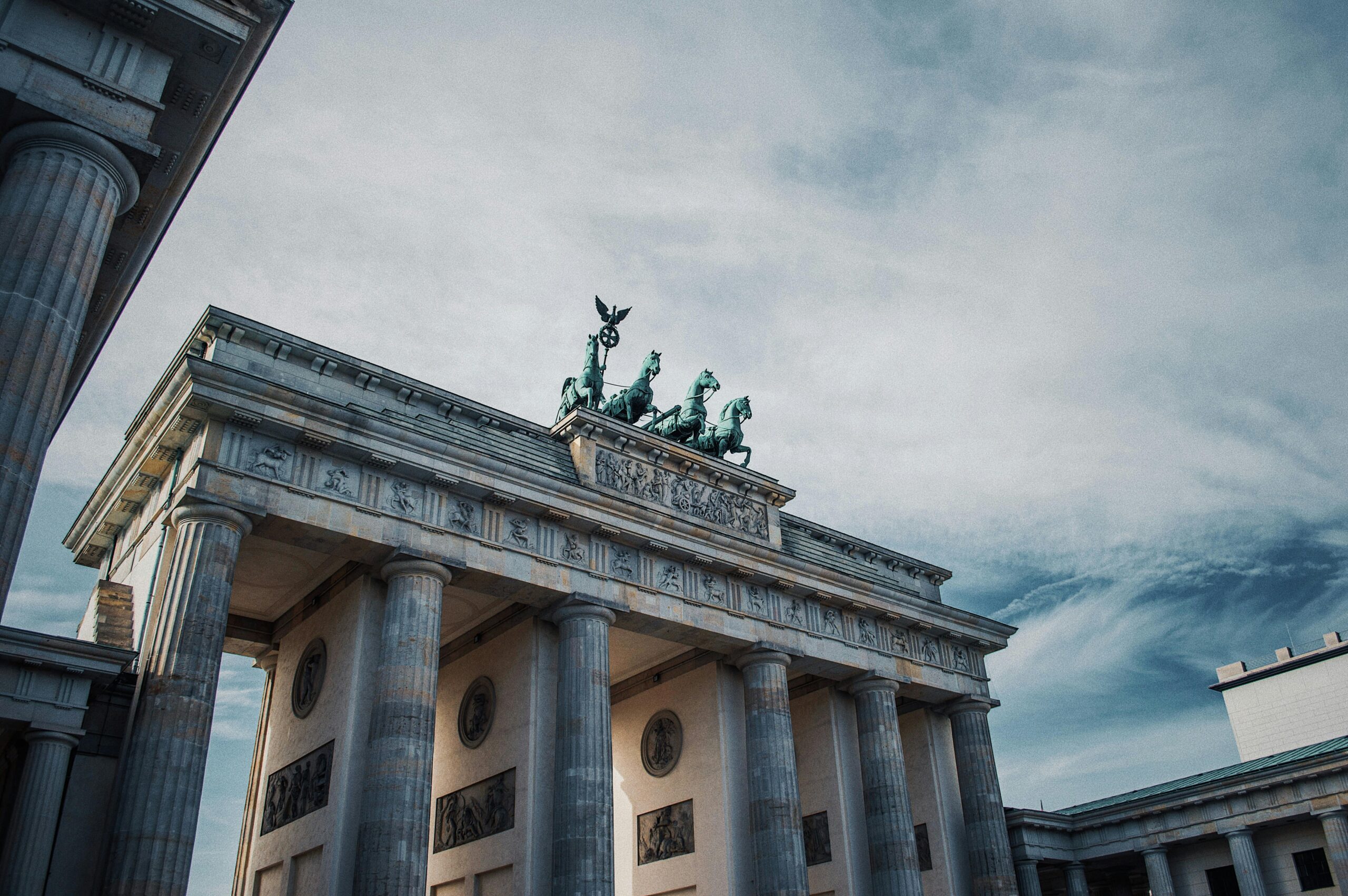 Skalis Deutschland – Expand to Germany without creating a subsidiary